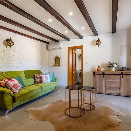 Heritage Holiday home